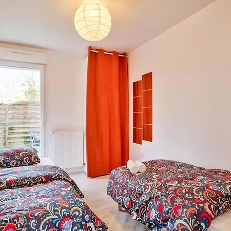 Chic Apart With Terrace And Parking Apartmán